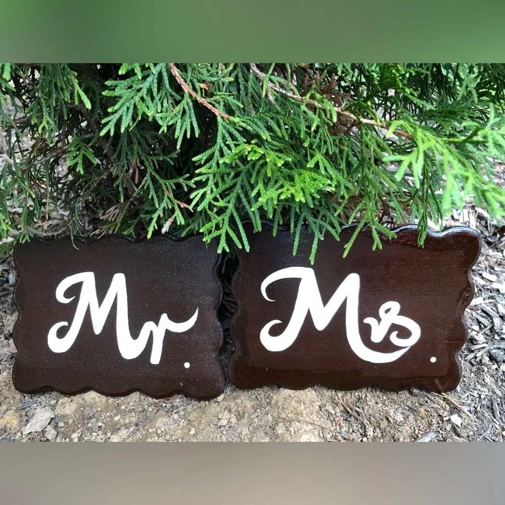 Mr Mrs Wedding Sign, Brown Wooden Mr Mrs Wedding Sign